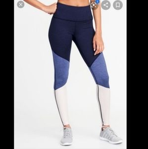 Old Navy High-Rise Colour Block Workout Leggings